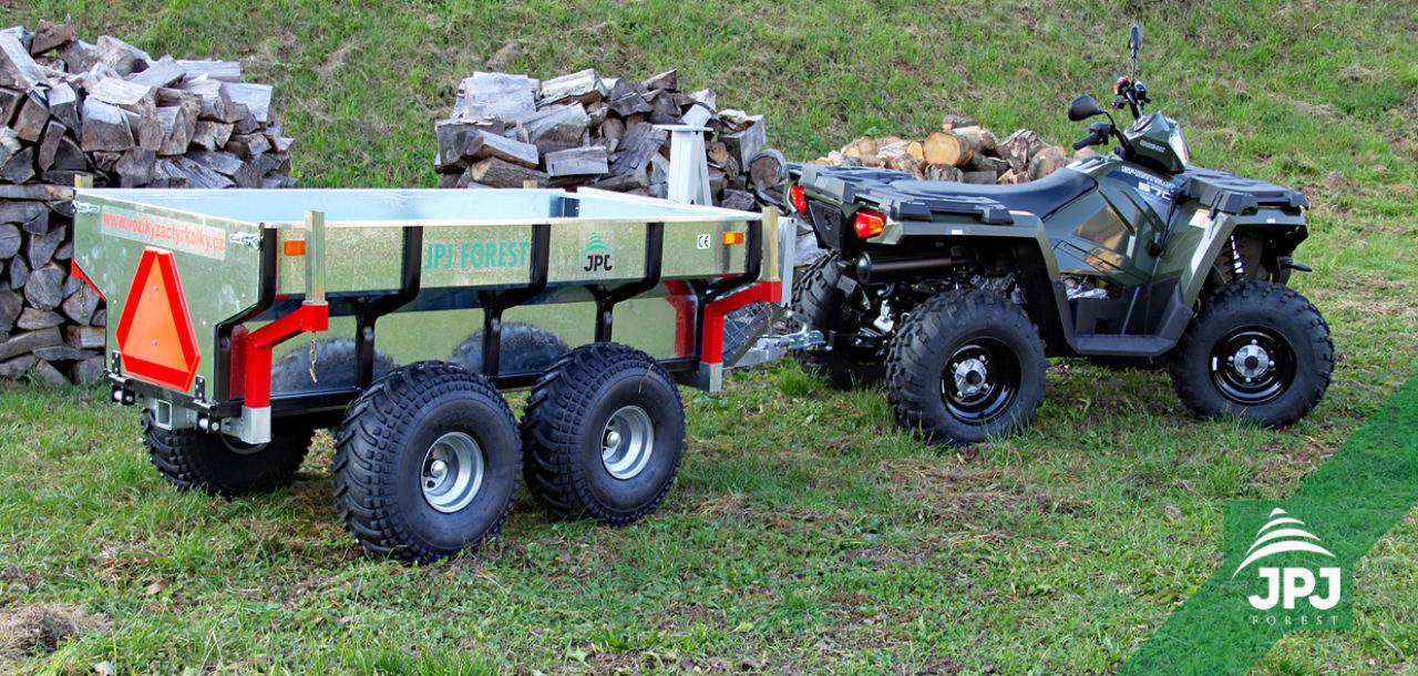 Ausrüstung für den Holztransport